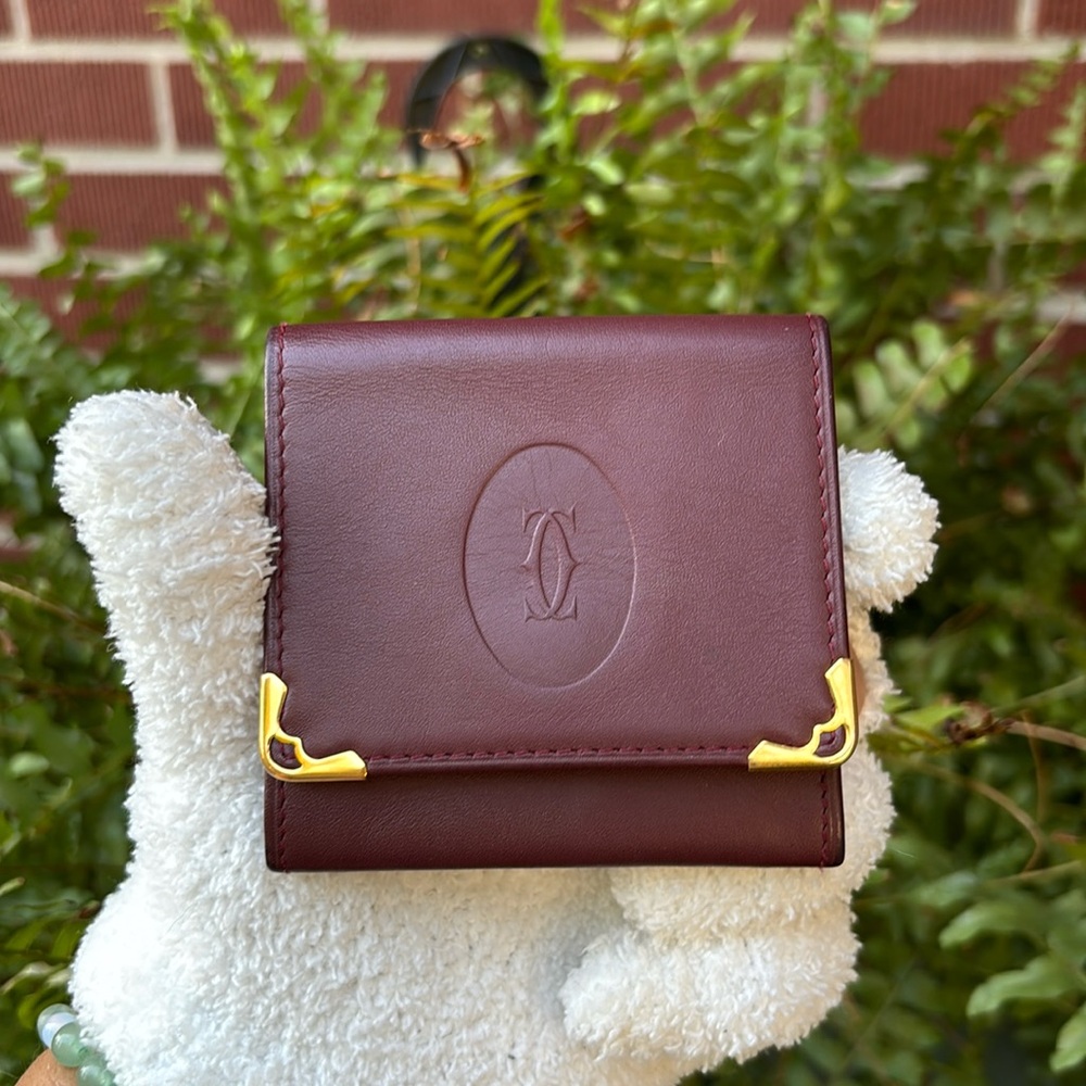 Cartier Must de Cartier Bordeaux leather coin purse double CC gold corner